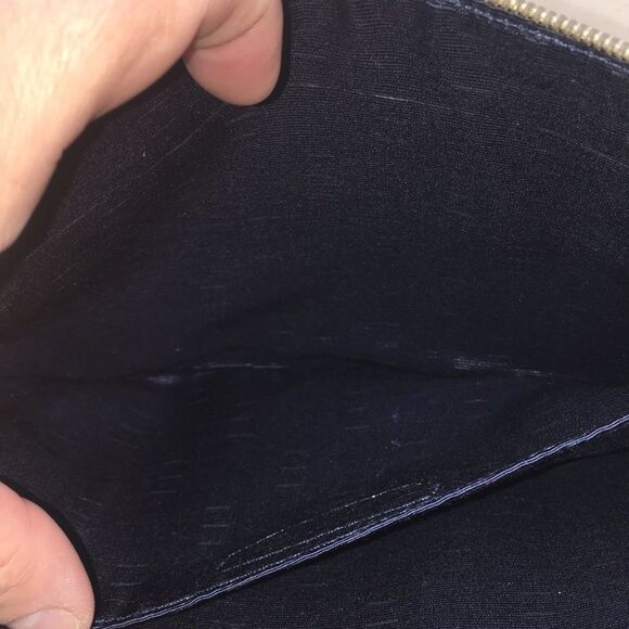 Eayrslee Leather Metallic Clutch Pouch with Dust Bag - Picture 8 of 16